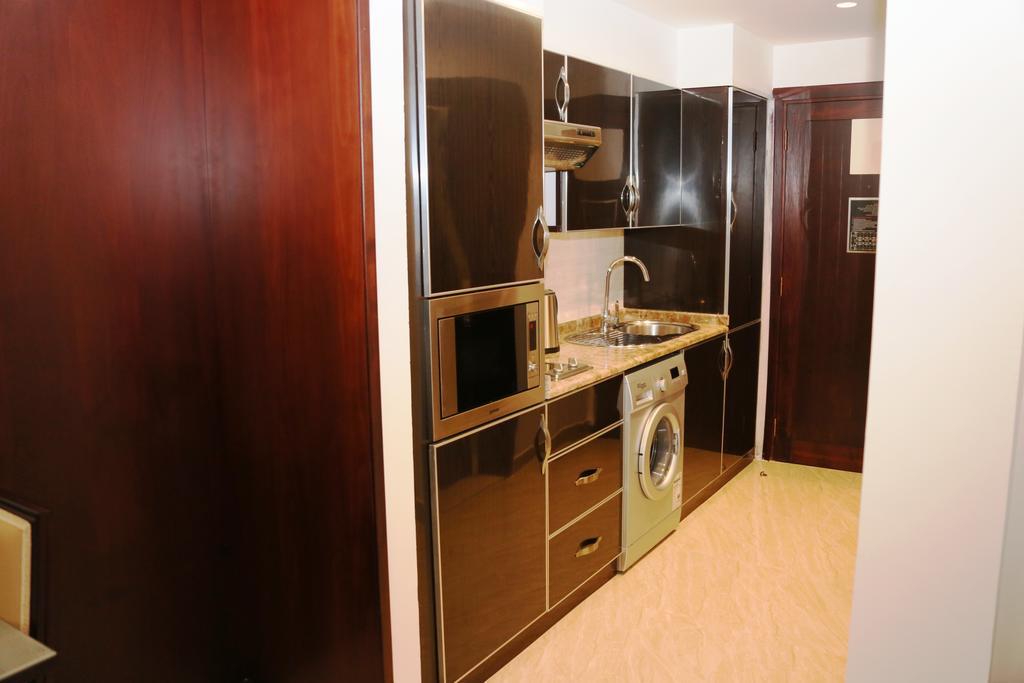 Al Faris 1 Hotel Apartments Dubai Buitenkant foto