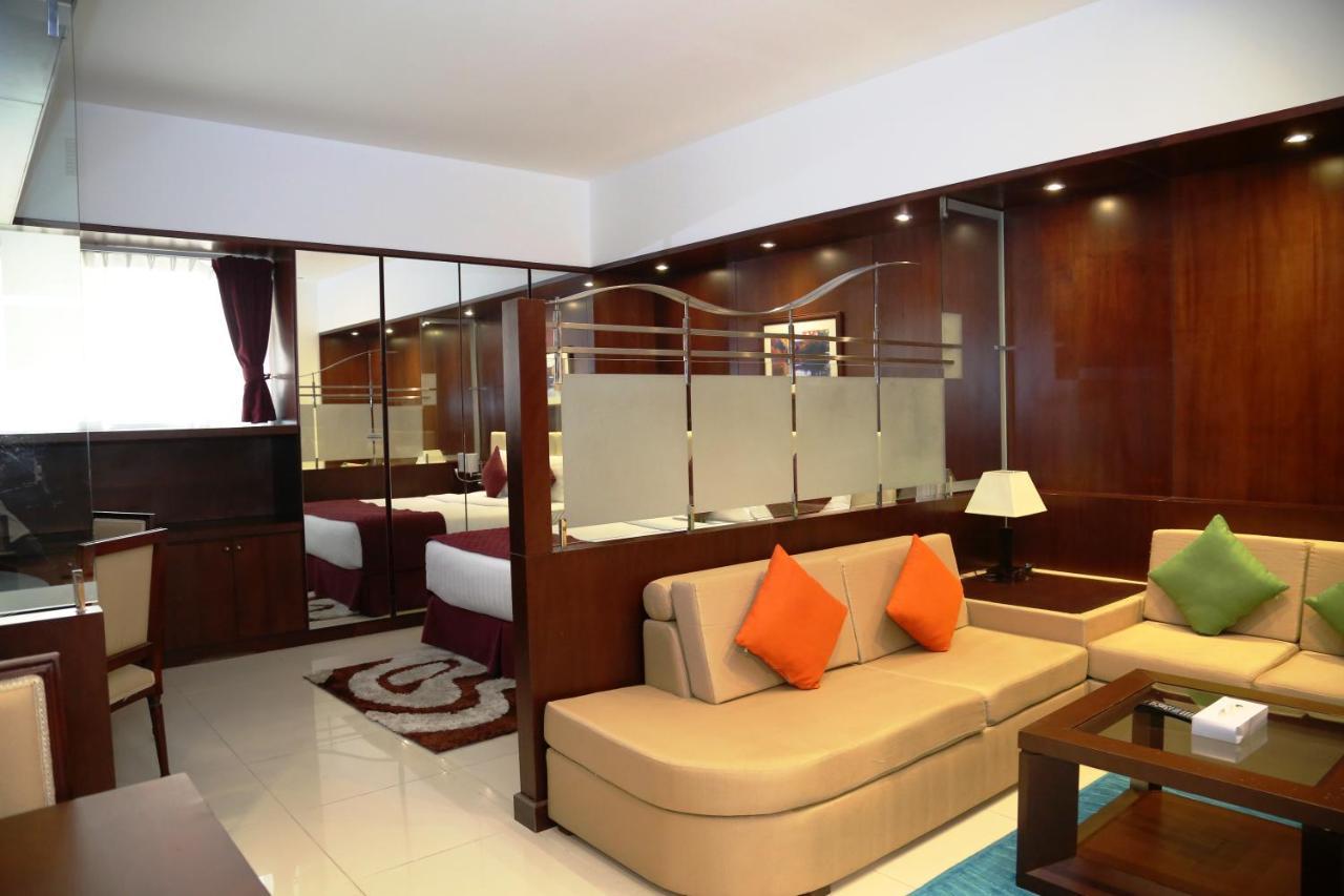 Al Faris 1 Hotel Apartments Dubai Buitenkant foto