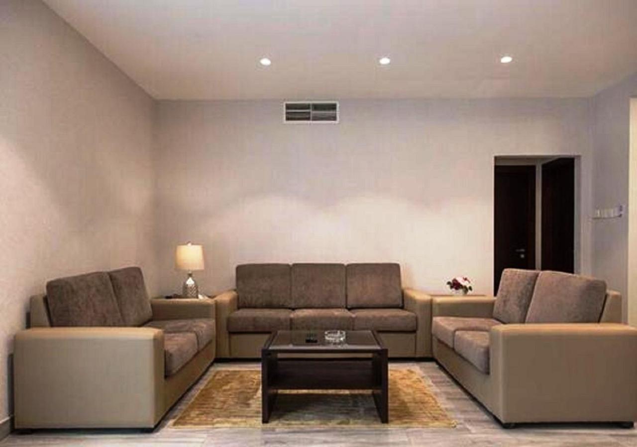 Al Faris 1 Hotel Apartments Dubai Buitenkant foto